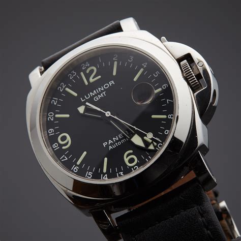 luminor panerai automatic.